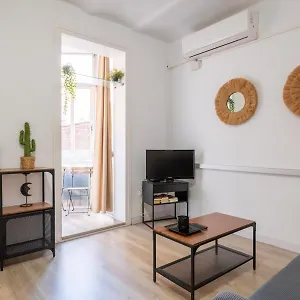 sagrada-familia-comfy-apartment.catalonia-hotels.com/